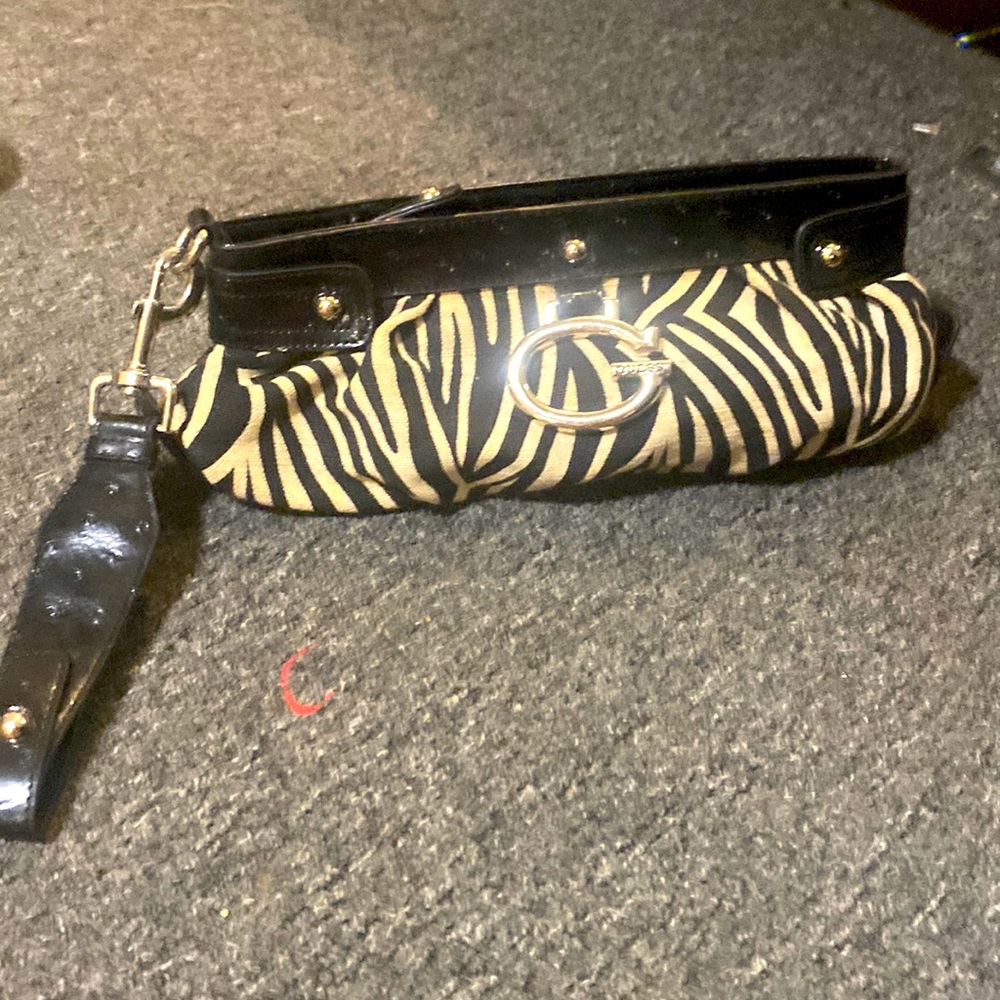 Guess clutch/wristlet zebra print